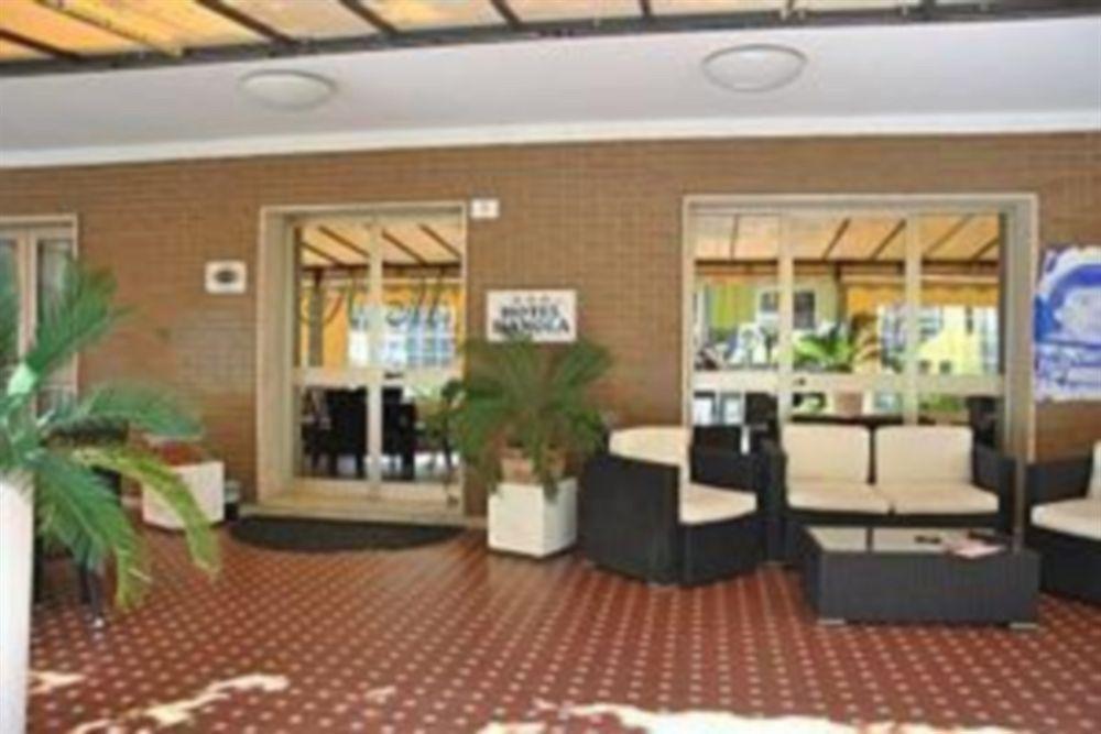 Hotel Manola ريميني المظهر الخارجي الصورة